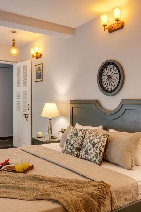 Image Title Goes Here